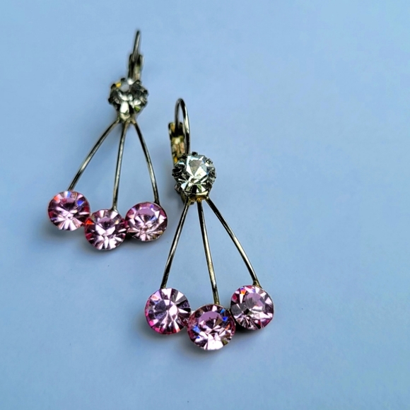 3 prong pink diamond earrings - Picture 1 of 3